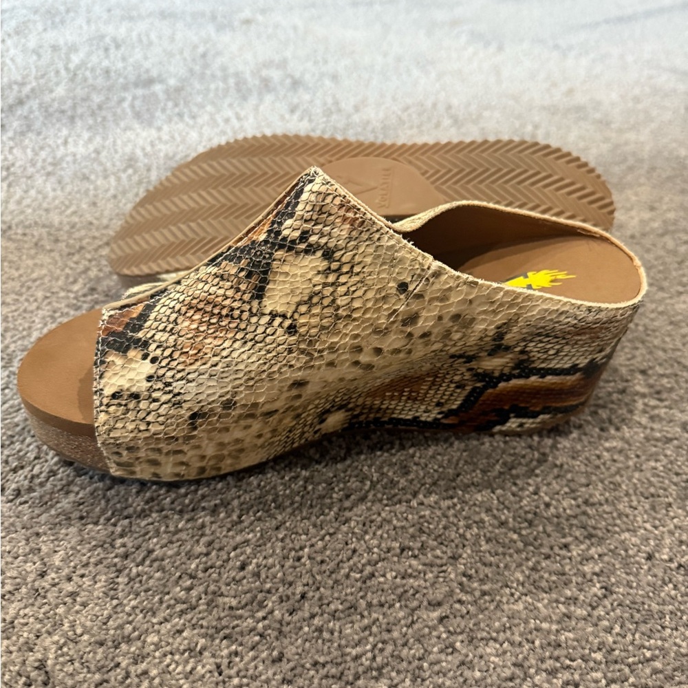 Volatile Snake Print Wedge Sandals